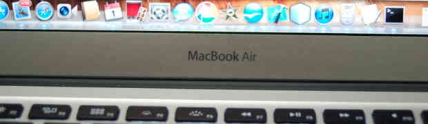 MacBook Air 13インチ買った